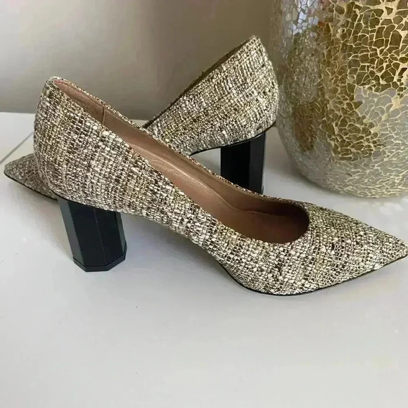 Butter Shoes Eloisee Pointed Toe Pump Size 8B - Picture 2 of 12